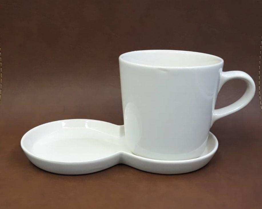 Coffee Mug จานรองทรงเลข 8